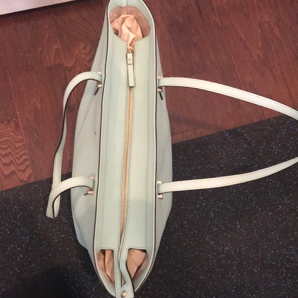 Kate Spade Cedar Street Large Harmony Tote - Picture 5 of 7
